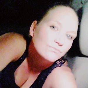 Meet your Posher, Tonya